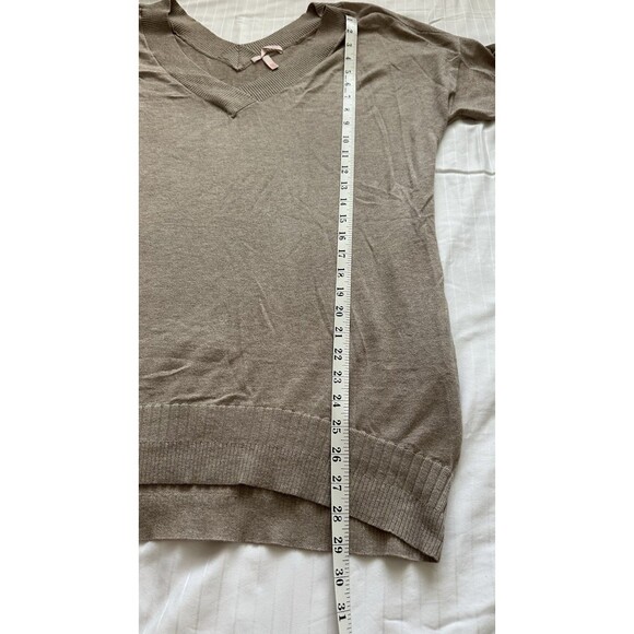 Victoria’s Secret Knit Sweater Dress Tan Medium With Pockets - Picture 5 of 5